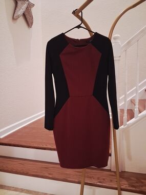 Banana Republic Women's Dress in Burgundy